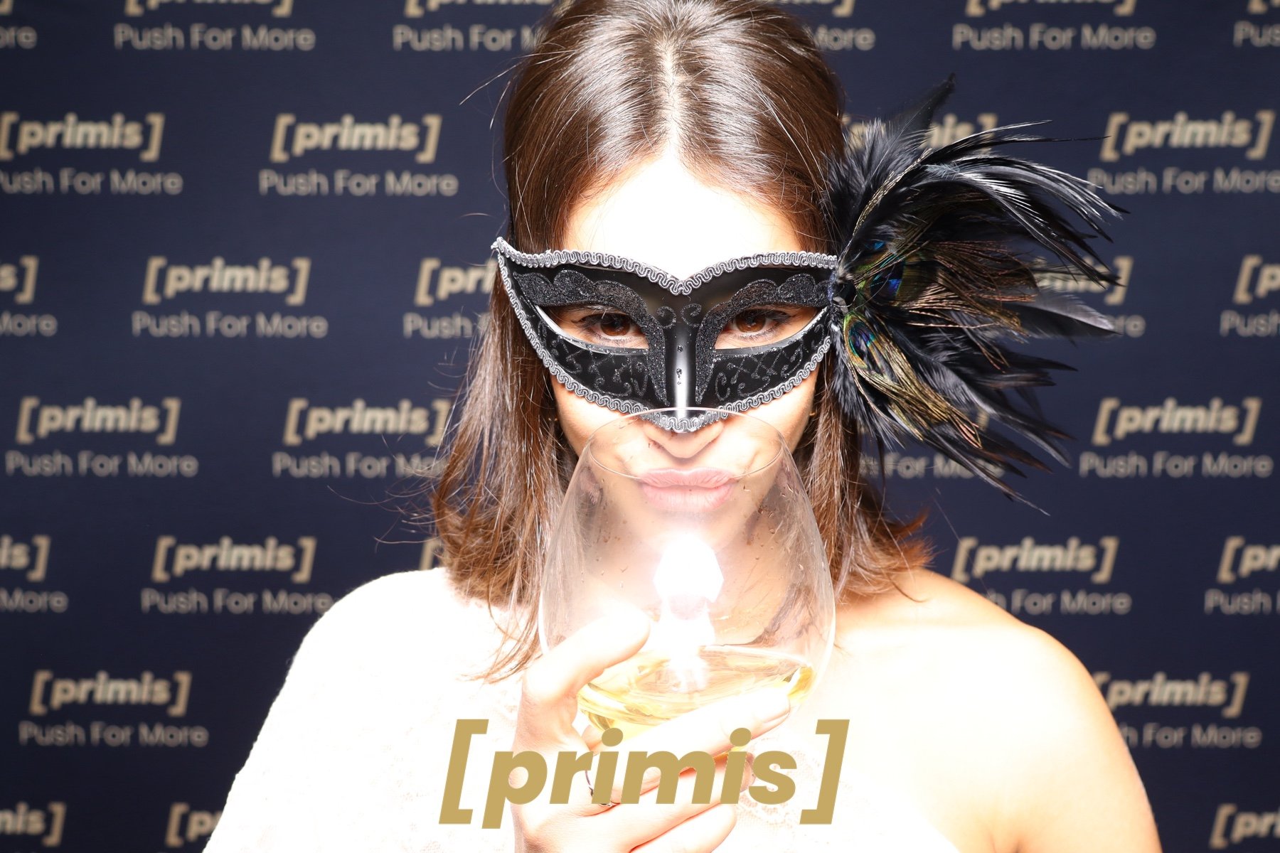 20251014_220223102-1